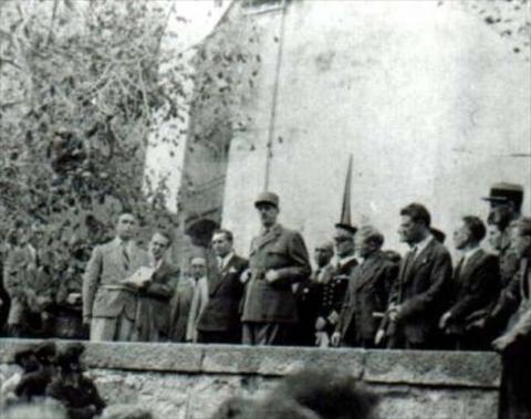 De Gaulle à Sartène en octobre 1943 De Gaulle à Sartène