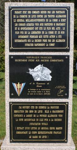 Stèle en hommage aux combattants de Lévie